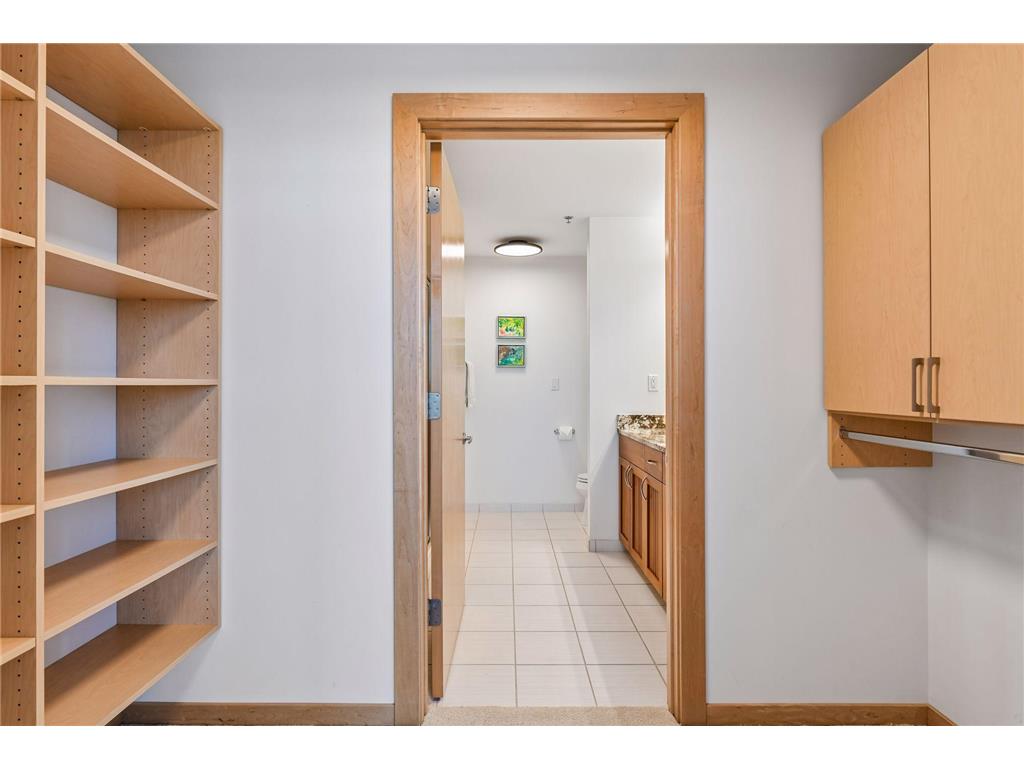 215 10th Avenue S #708 Minneapolis MN 55415 7050013 image32