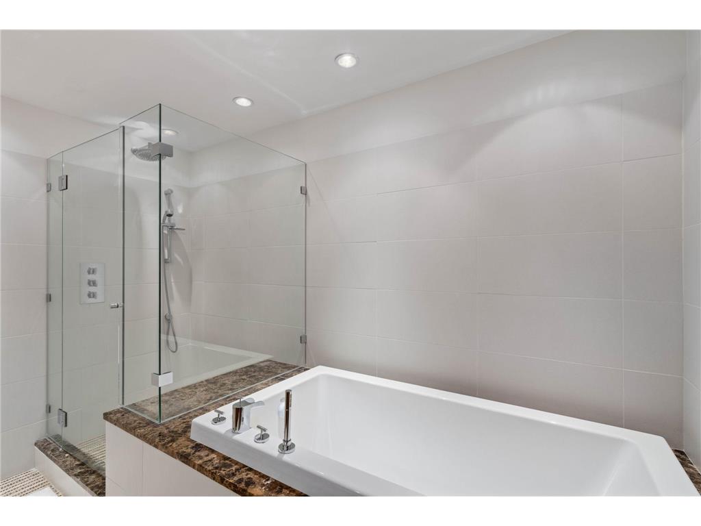 215 10th Avenue S #910 Minneapolis MN 55415 7049610 image34