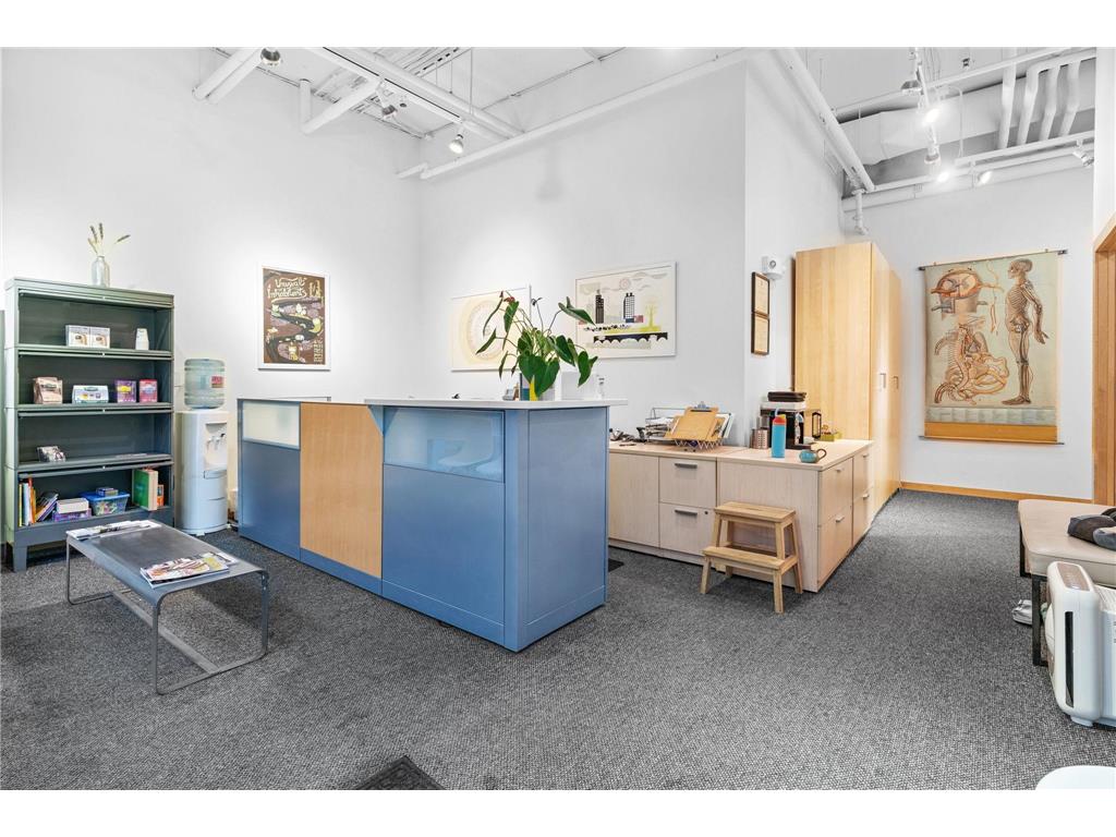 215 10th Avenue S Minneapolis MN 55415 6676468 image1