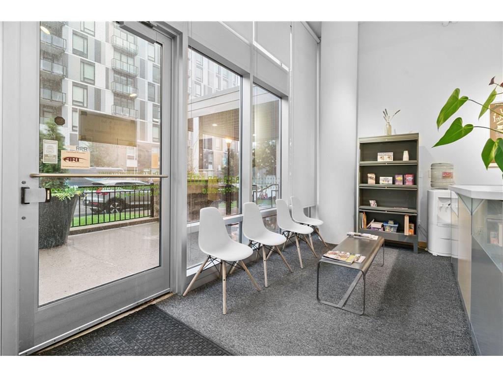 215 10th Avenue S Minneapolis MN 55415 6676468 image2