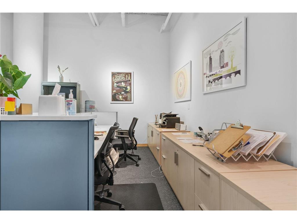 215 10th Avenue S Minneapolis MN 55415 6676468 image4