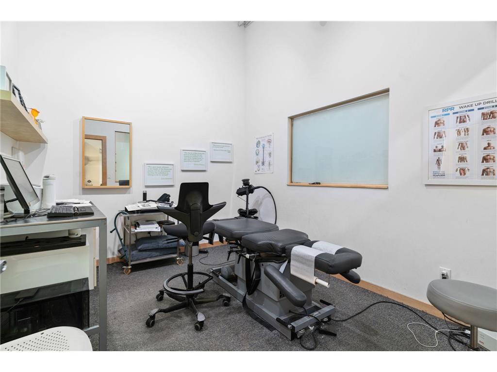 215 10th Avenue S Minneapolis MN 55415 6676468 image7