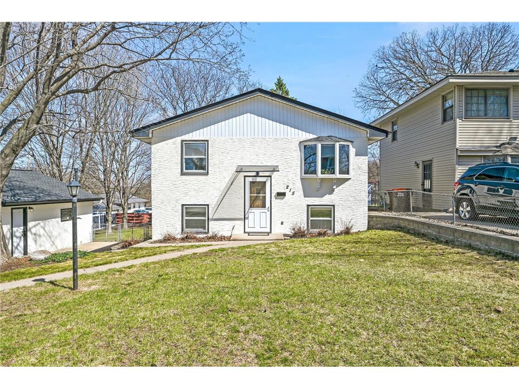 215 19th Avenue S South Saint Paul MN 55075 6342742 image1