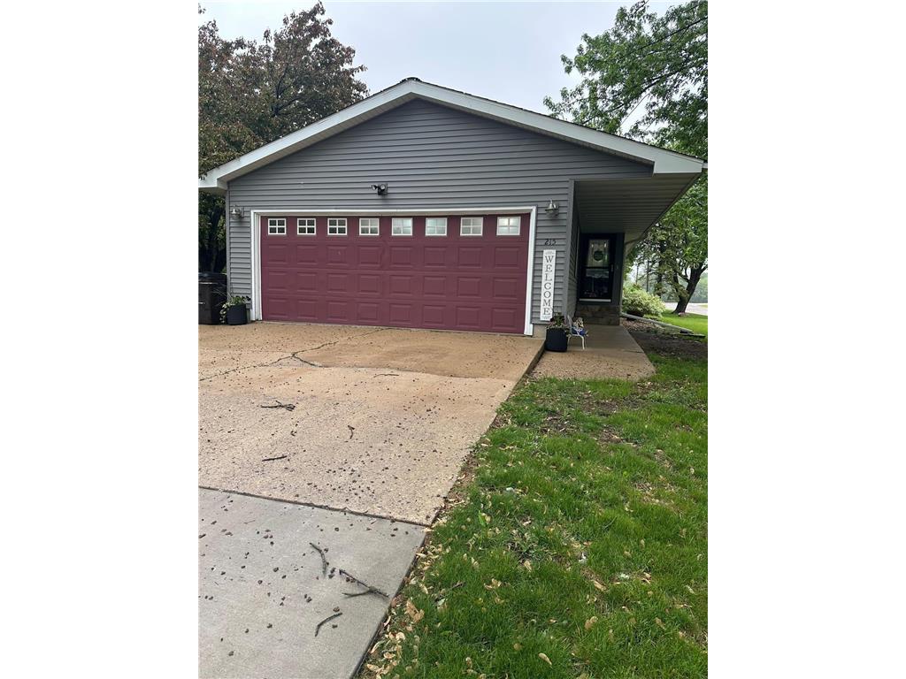 215 1st Street NE Clarks Grove MN 56016 6724923 image1