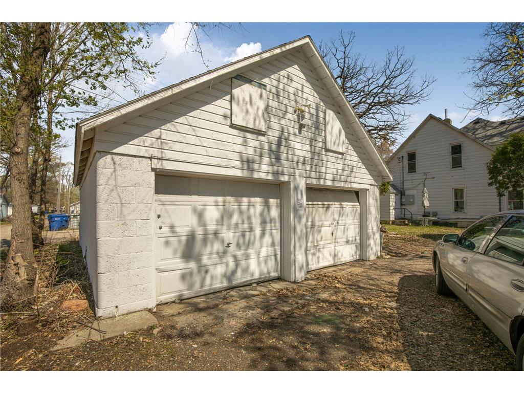 215 3rd Avenue NE Saint Cloud MN 56304 7065322 image2