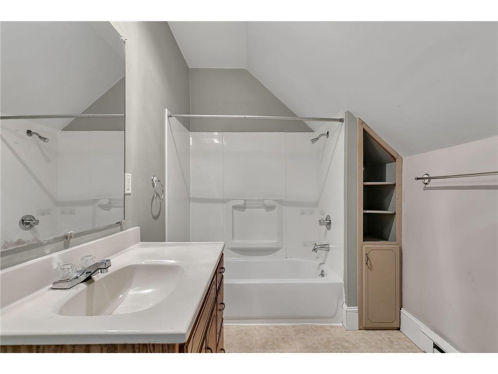 215 3rd Avenue NE Saint Cloud MN 56304 7065322 image9
