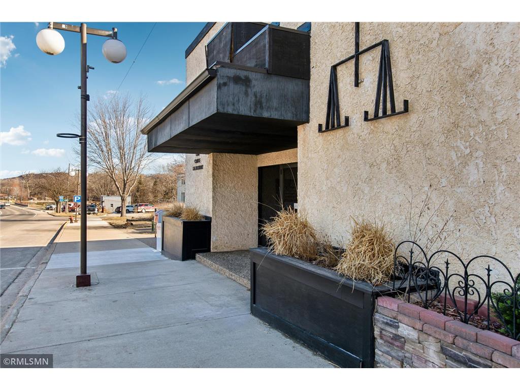 215 4th Street N Cannon Falls MN 55009 7043049 image3