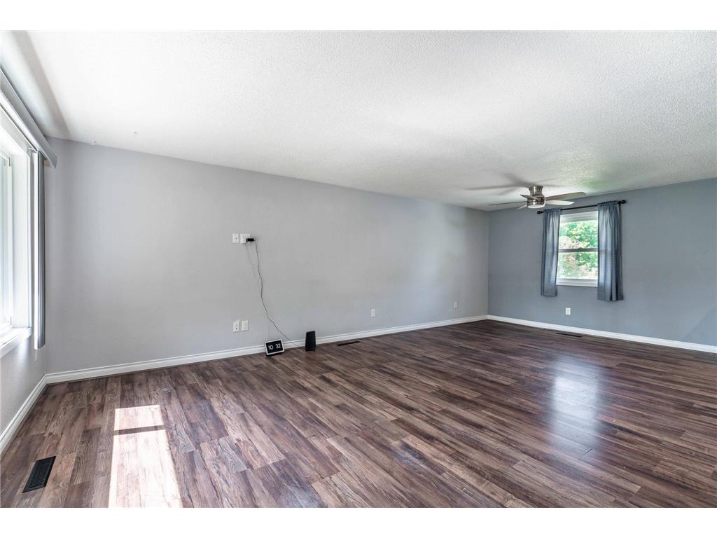 218 5th Avenue SE Elbow Lake MN 56531 7090500 image12