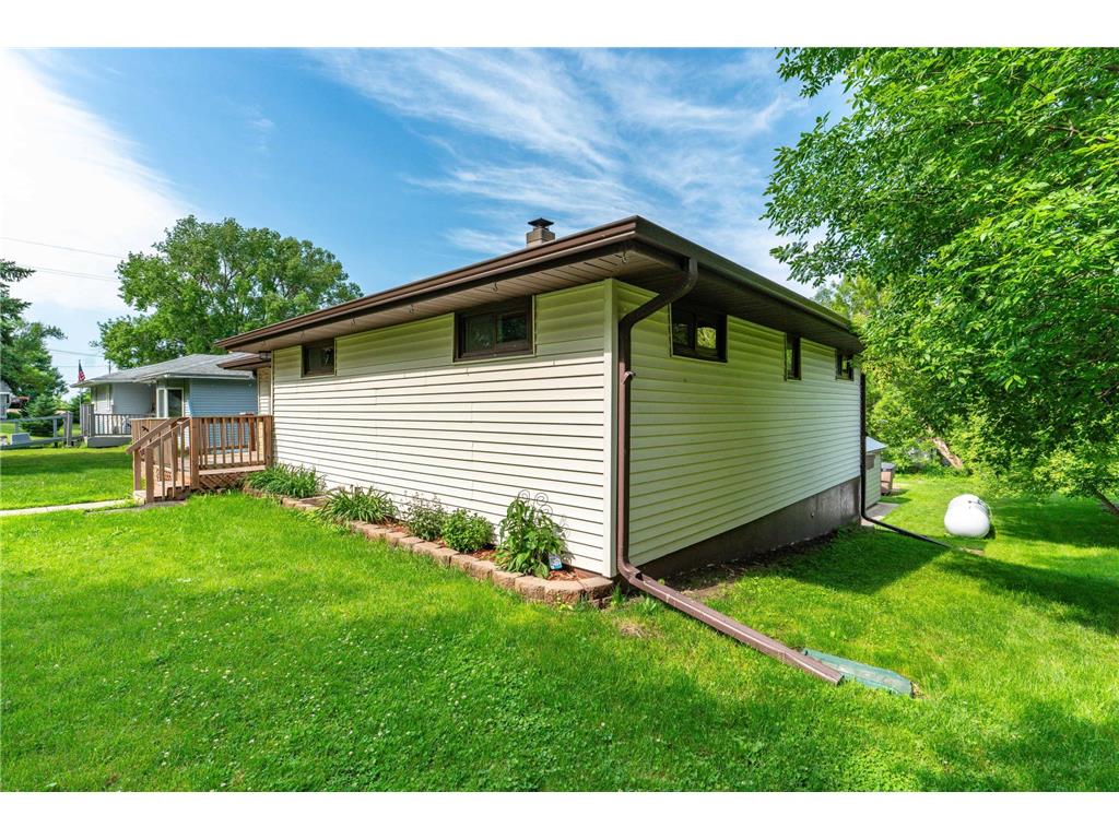 218 5th Avenue SE Elbow Lake MN 56531 7090500 image4