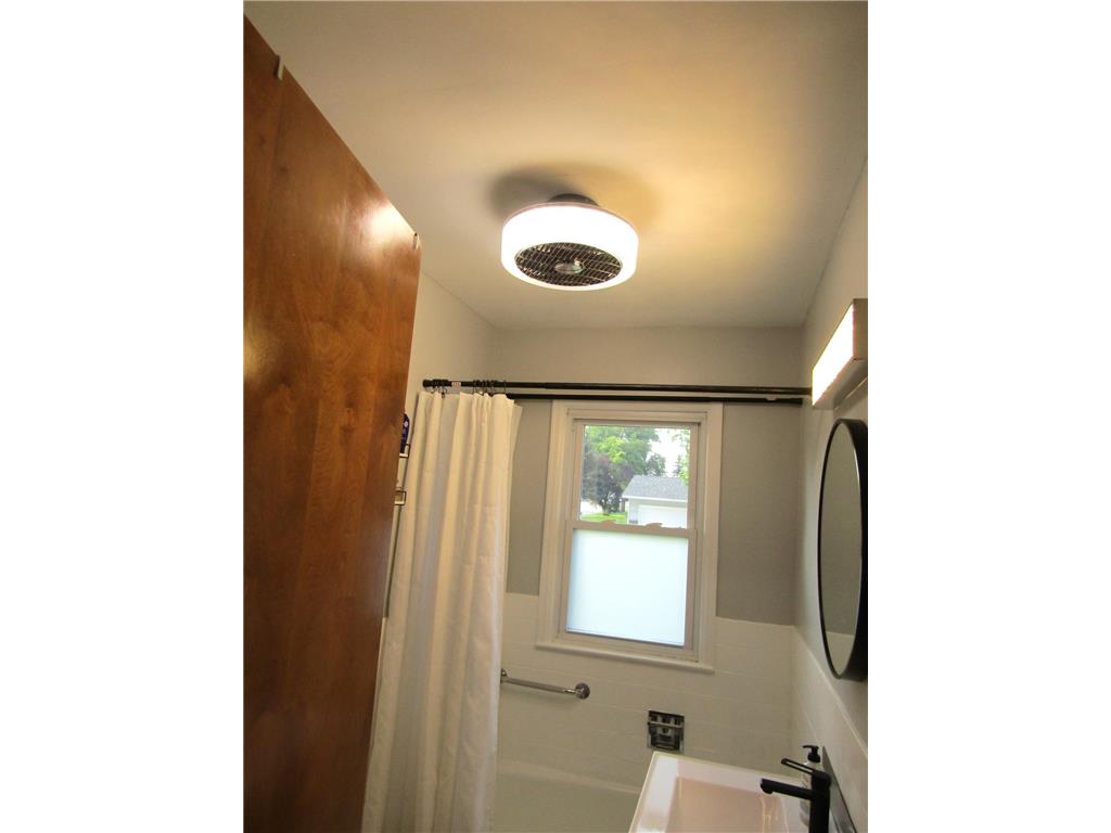 215 7th Street Dawson MN 56232 7032572 image23