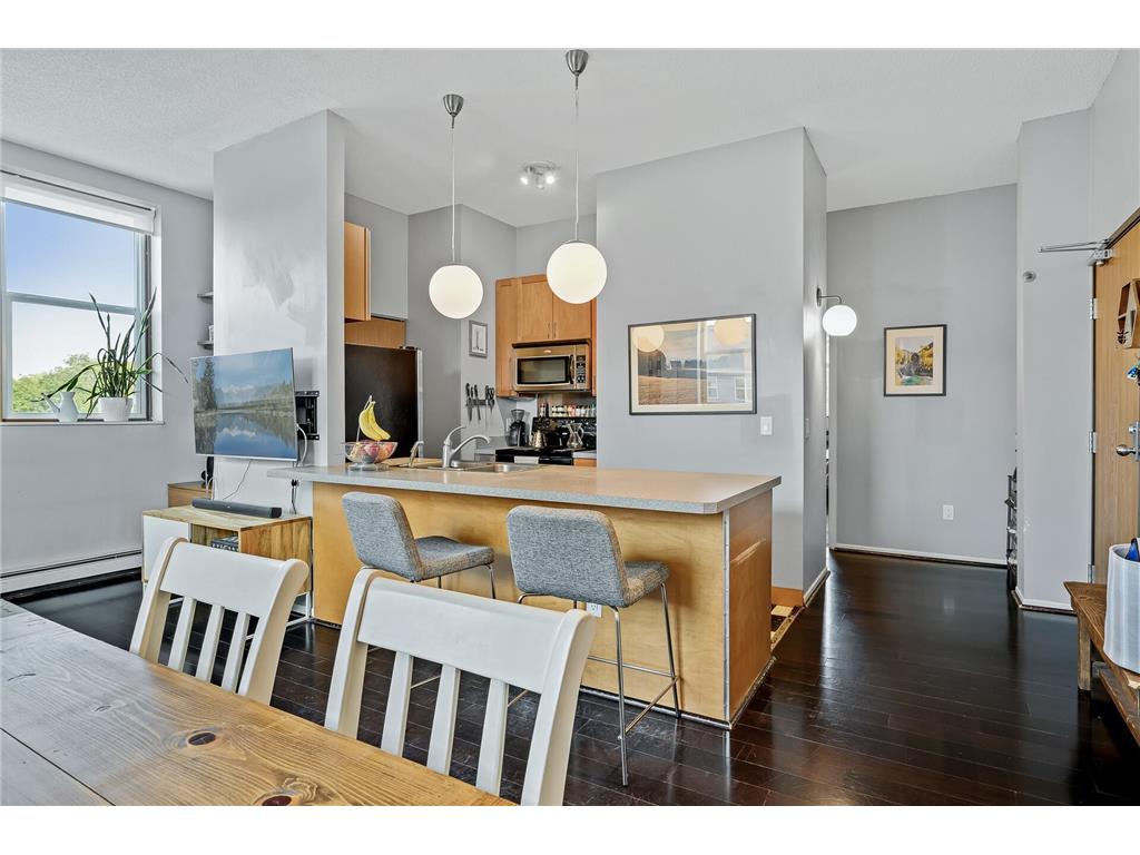 215 7th Street NE #301 Minneapolis MN 55413 7046350 image1