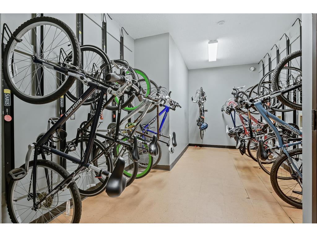 215 7th Street NE #301 Minneapolis MN 55413 7046350 image17
