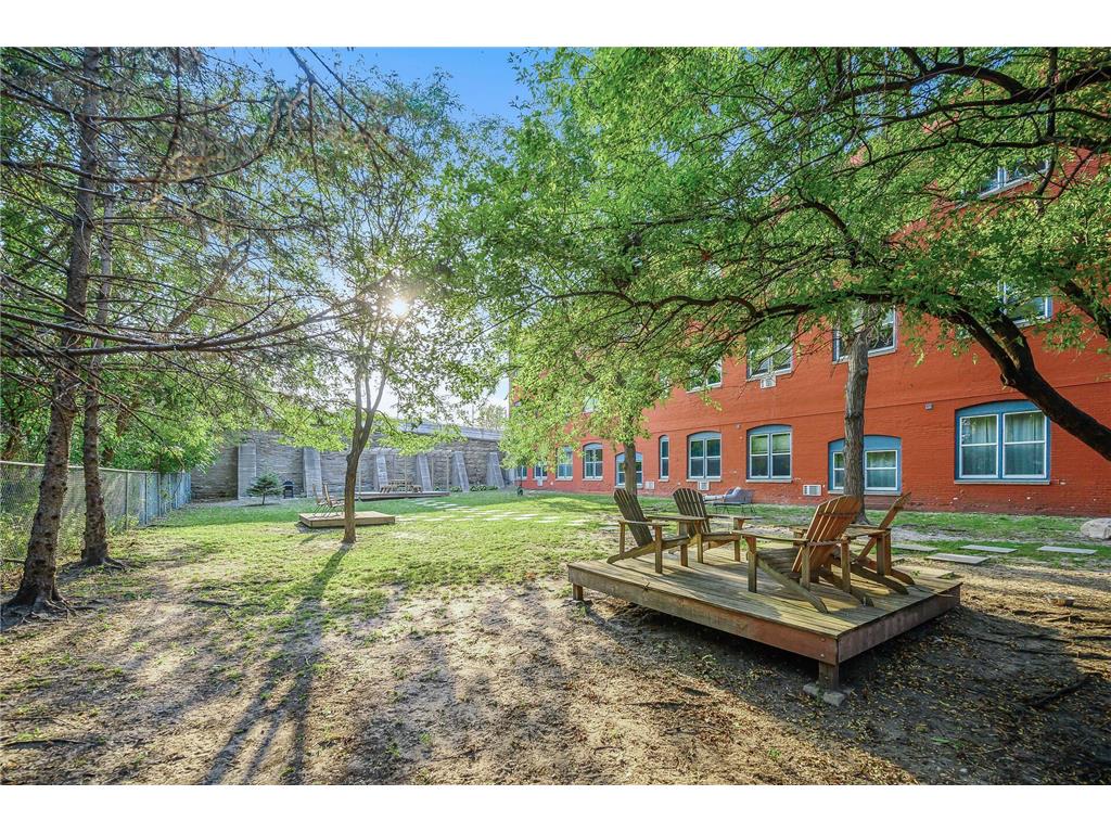 215 7th Street NE #301 Minneapolis MN 55413 7046350 image19