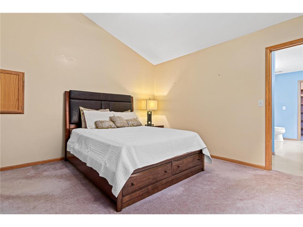 215 9th Avenue N South Saint Paul MN 55075 7060651 image17