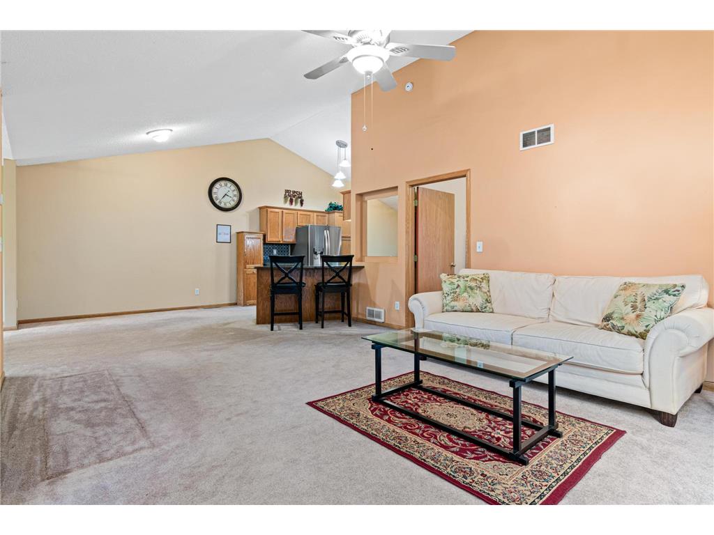 215 9th Avenue N South Saint Paul MN 55075 7060651 image2