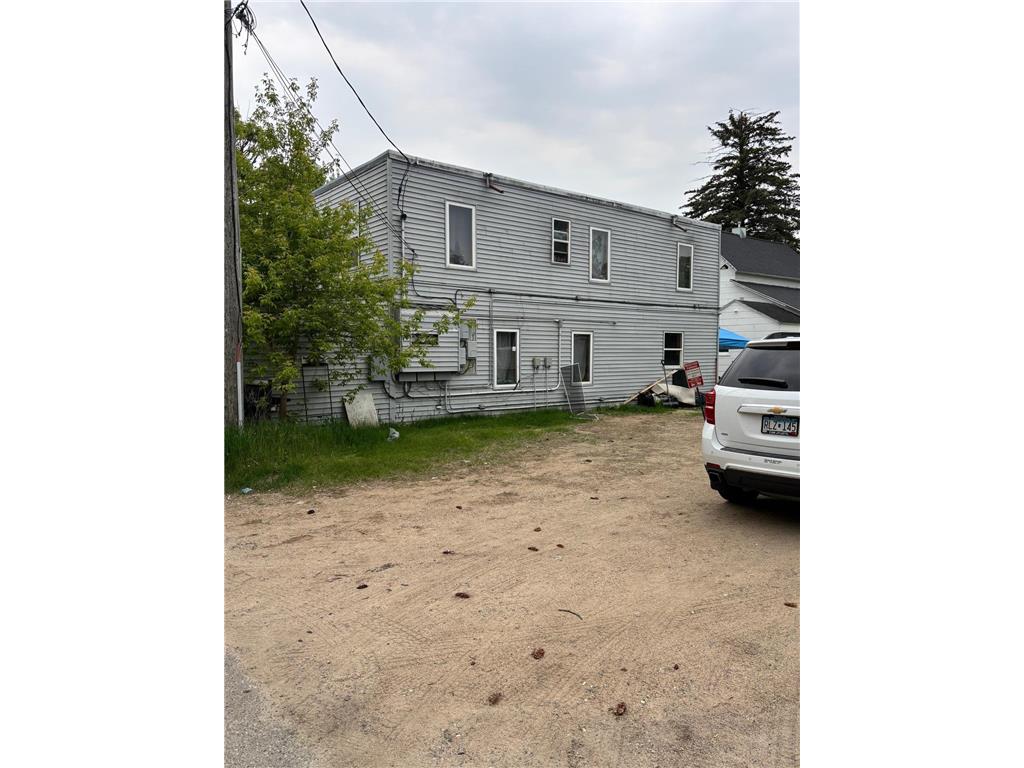 215 9th Street NW Bemidji MN 56601 6729544 image4