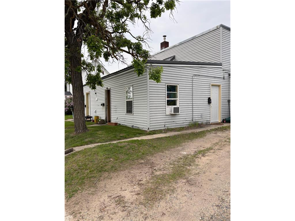 215 9th Street NW Bemidji MN 56601 6729544 image6