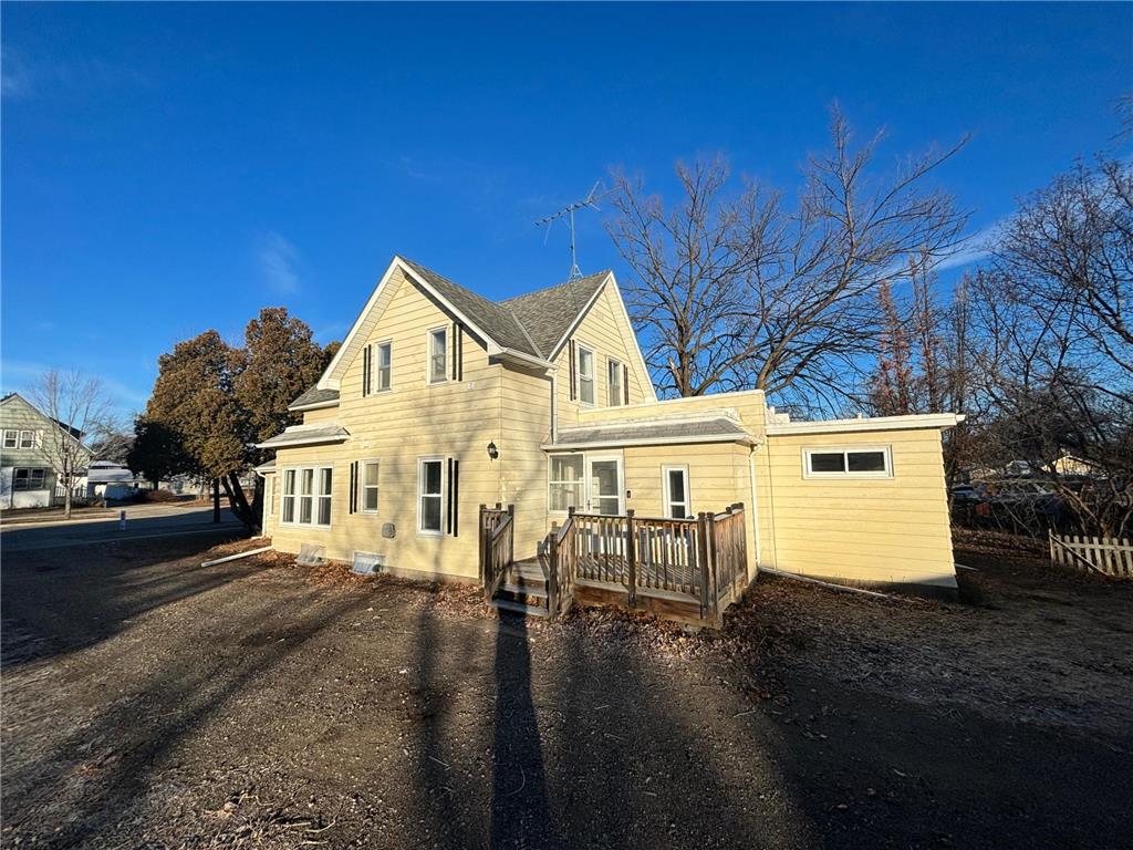 215 Adams Street SE Hutchinson MN 55350 6471937 image1