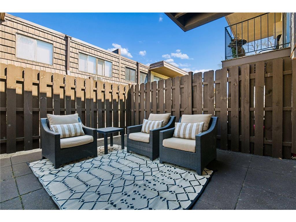 215 Barry Avenue S #202 Wayzata MN 55391 7054284 image31