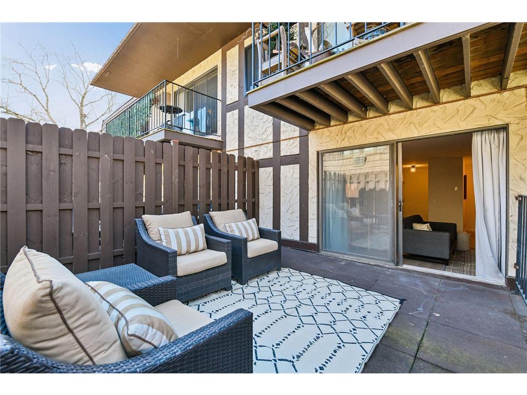 215 Barry Avenue S #202 Wayzata MN 55391 7054284 image32