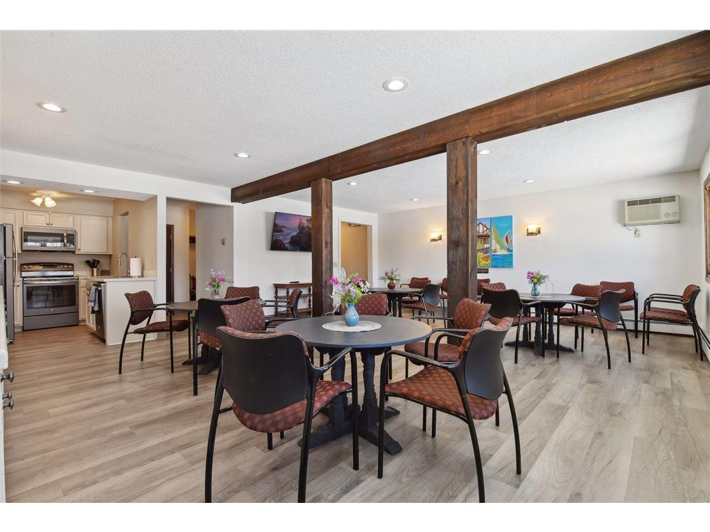215 Barry Avenue S #202 Wayzata MN 55391 7054284 image40