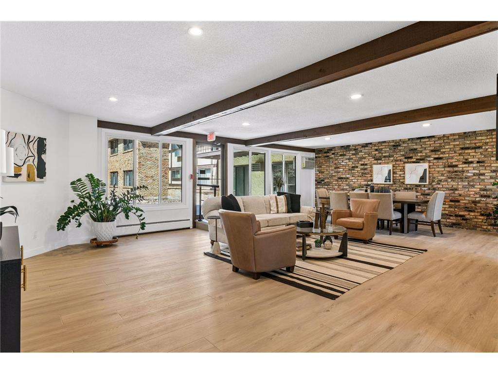 215 Barry Avenue S #202 Wayzata MN 55391 7054284 image49