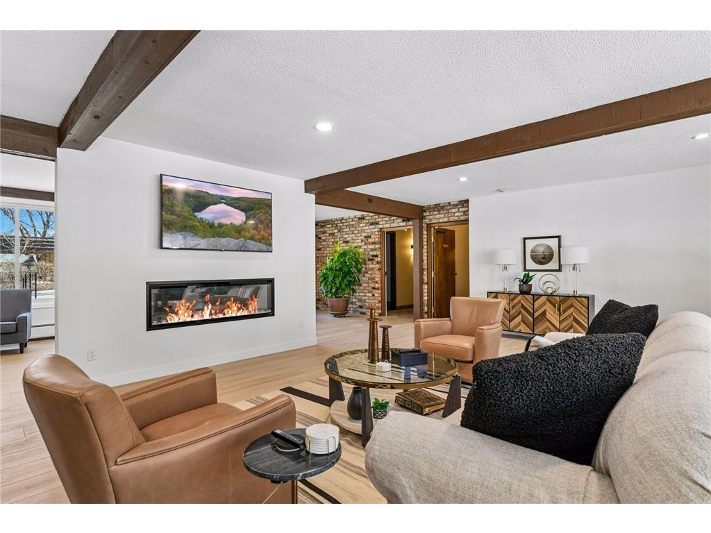 215 Barry Avenue S #202 Wayzata MN 55391 7054284 image54