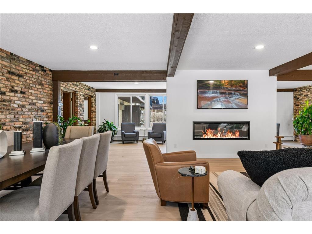 215 Barry Avenue S #202 Wayzata MN 55391 7054284 image60