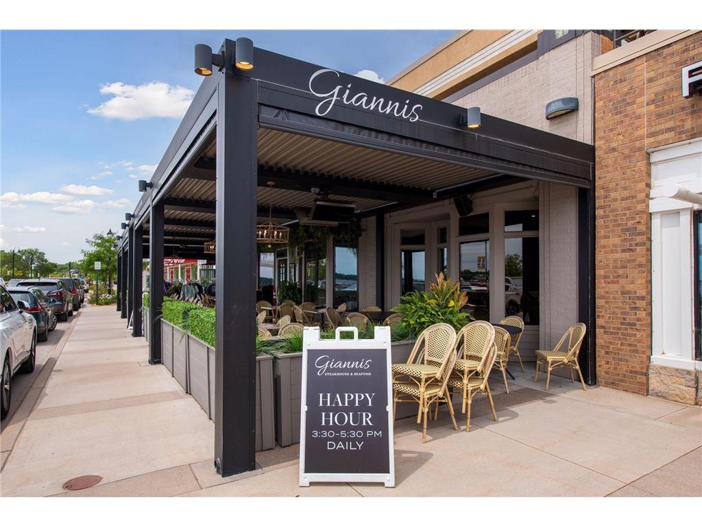 215 Barry Avenue S #202 Wayzata MN 55391 7054284 image80