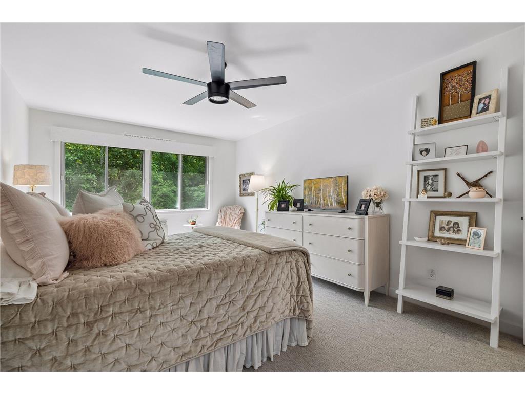 215 Barry Avenue S #218 Wayzata MN 55391 7086105 image18