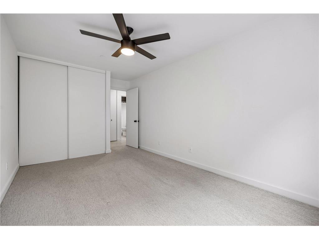 215 Barry Avenue S #218 Wayzata MN 55391 7086105 image25