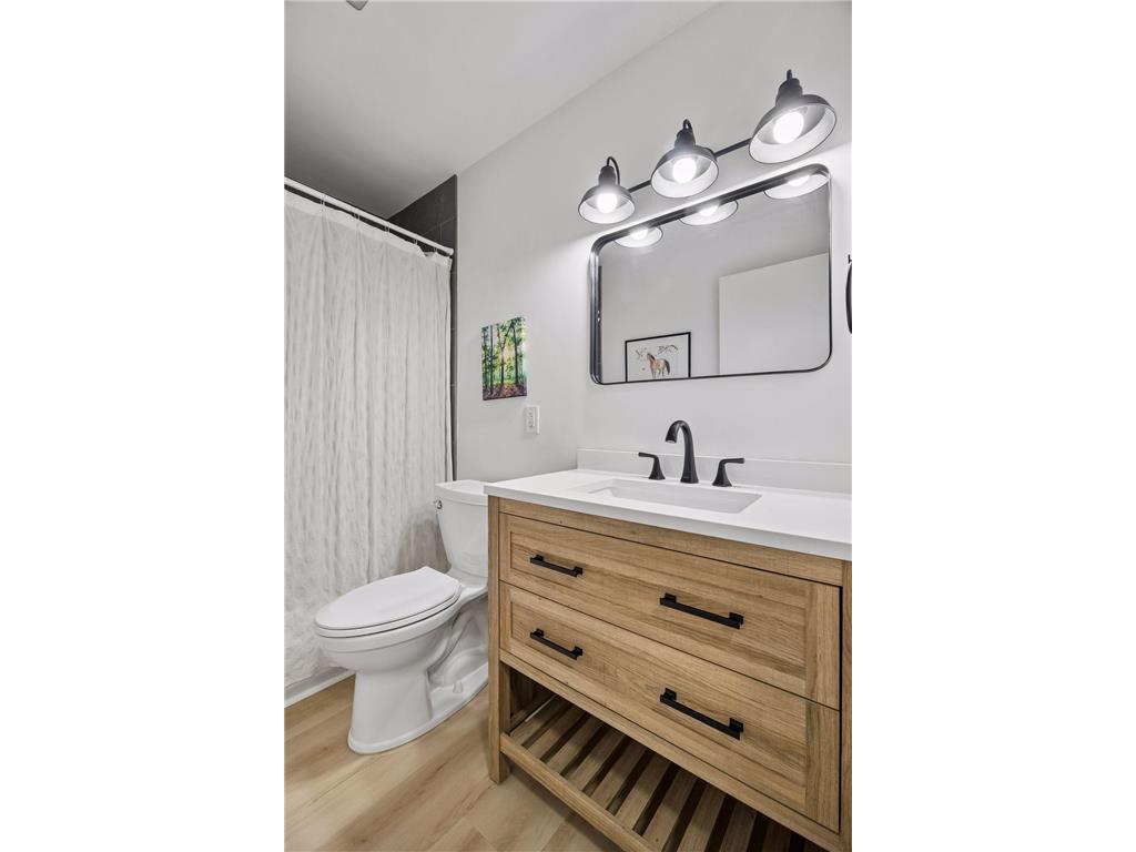 215 Barry Avenue S #218 Wayzata MN 55391 7086105 image26
