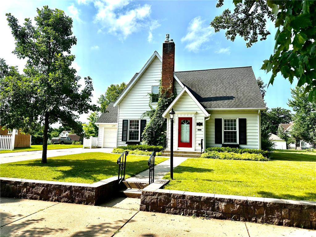 215 Bryant Avenue SW Wadena MN 56482 6574465 image1