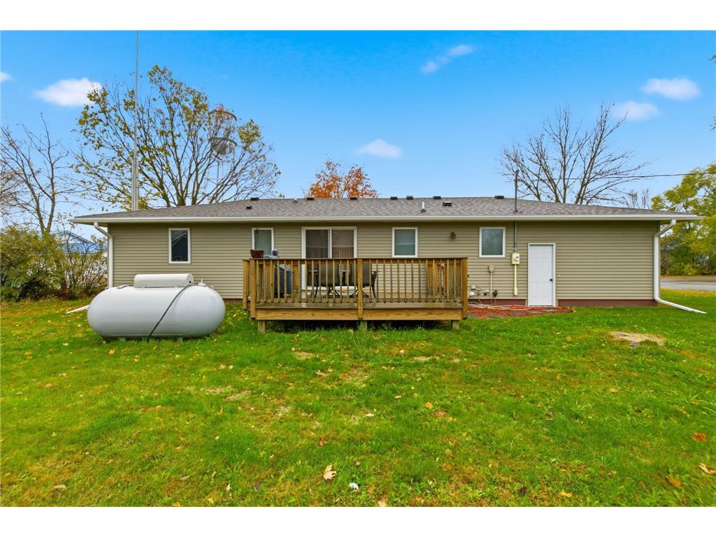 215 Church Street N Eden Valley MN 55329 6811675 image28