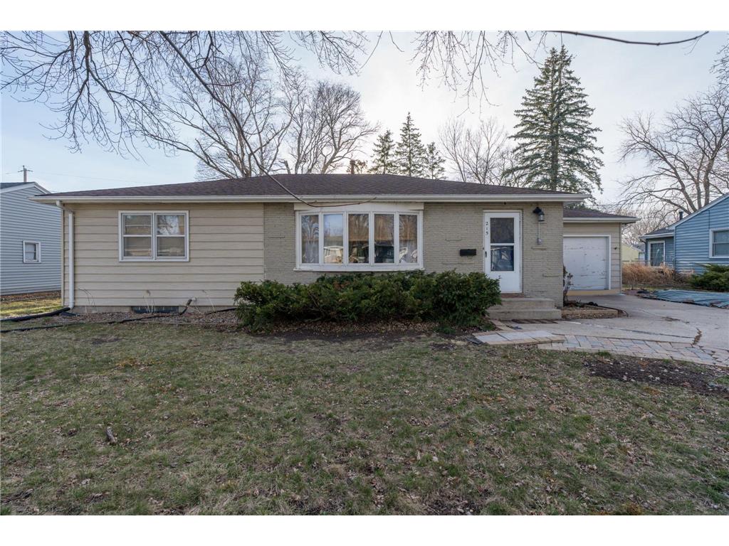 215 Dillon Avenue Mankato MN 56001 6515490 image1