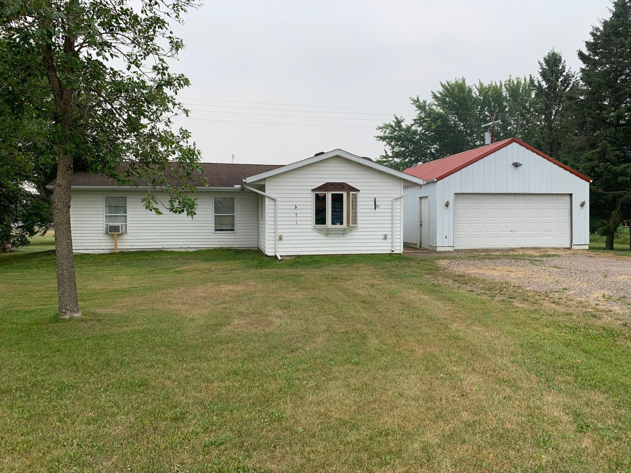 215 E 2nd Avenue McGregor MN 55760 6028360 image1