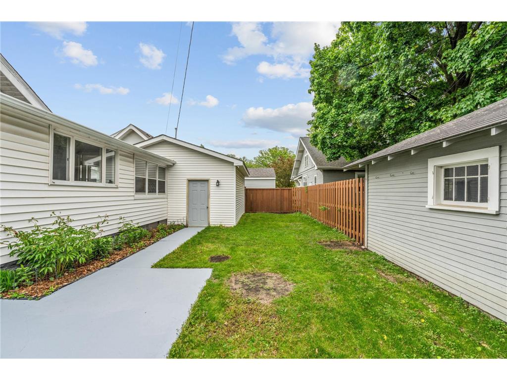 215 E 48th Street Minneapolis MN 55419 7076880 image10