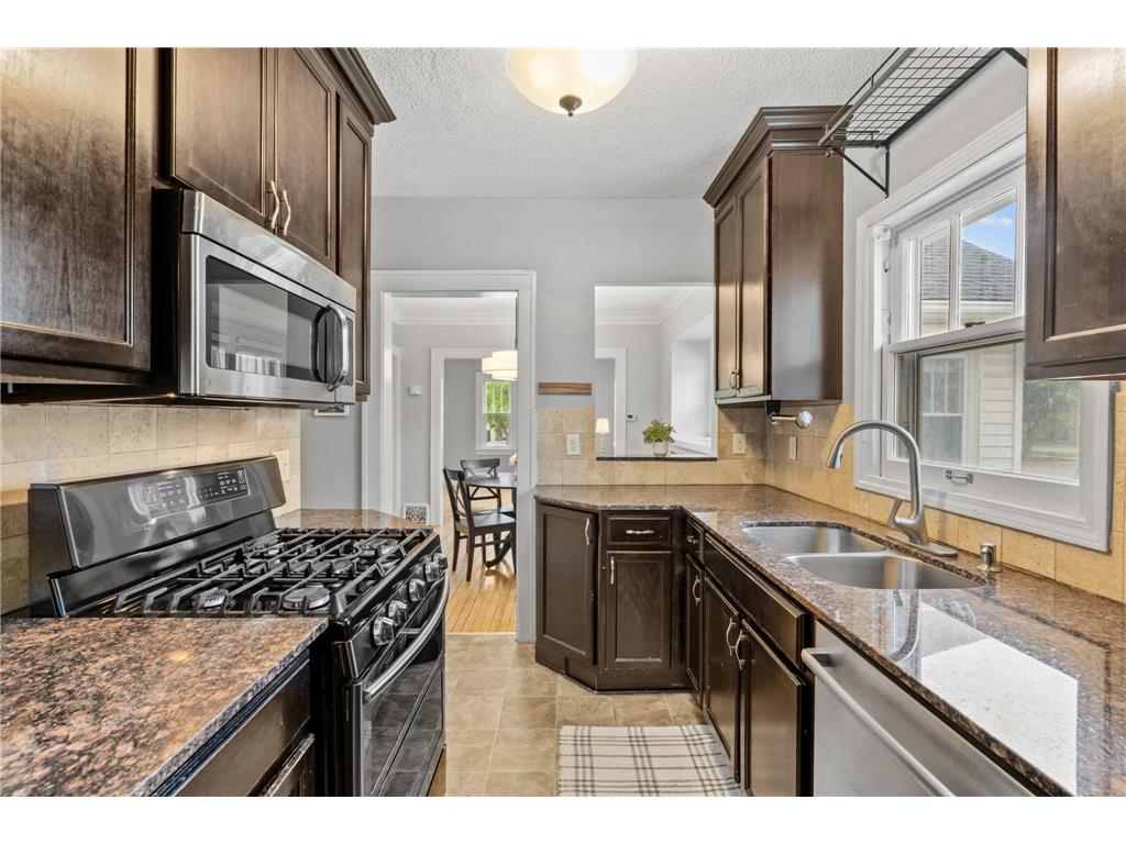 215 E 48th Street Minneapolis MN 55419 7076880 image35