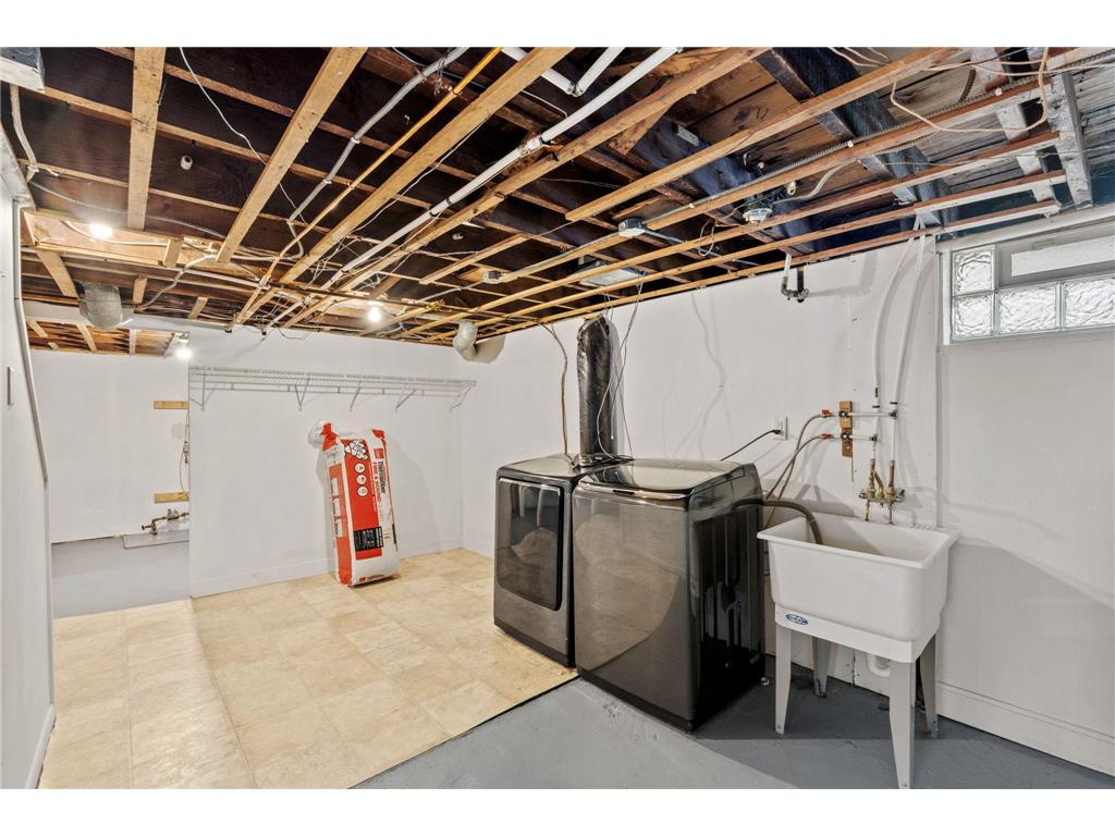 215 E 48th Street Minneapolis MN 55419 7076880 image52