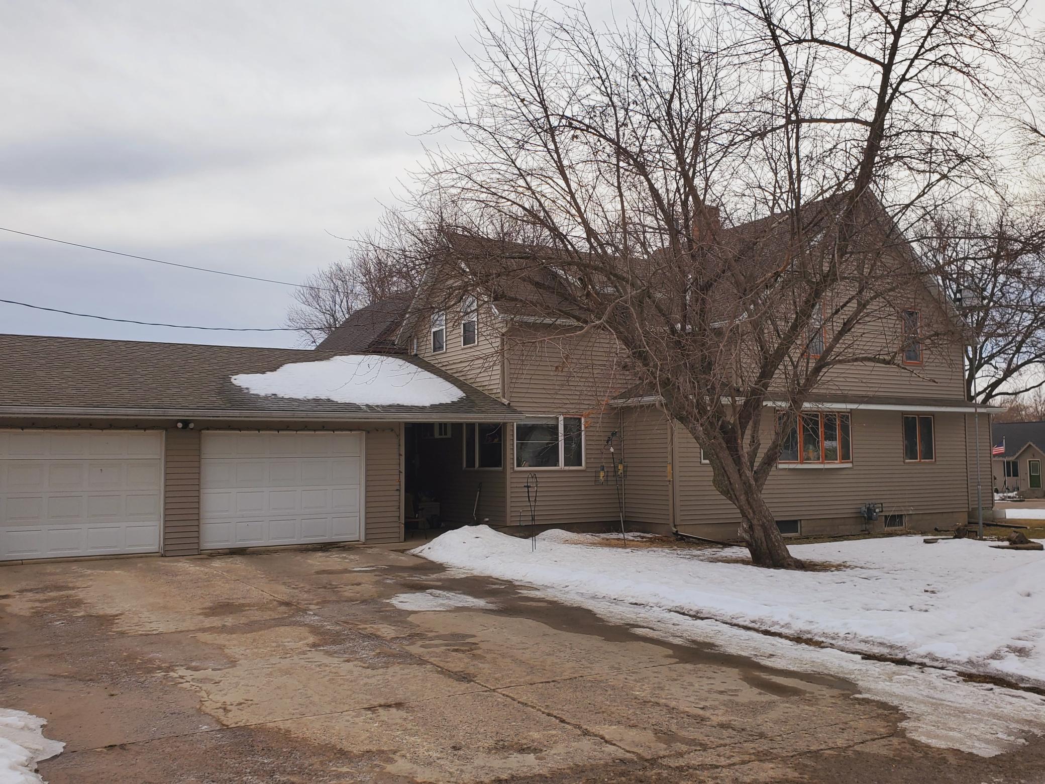 215 E Cottonwood Street, Cottonwood, MN 56229 MLS 5718040 Edina Realty