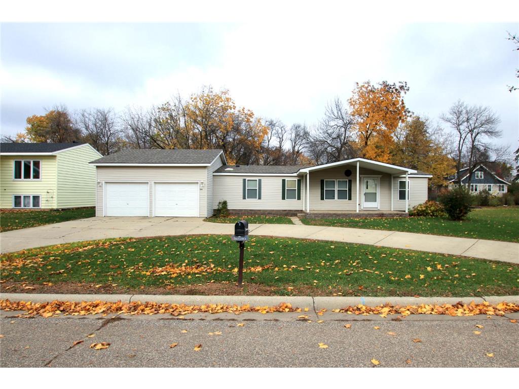 215 E Nelson Street Litchfield MN 55355 6451760 image1