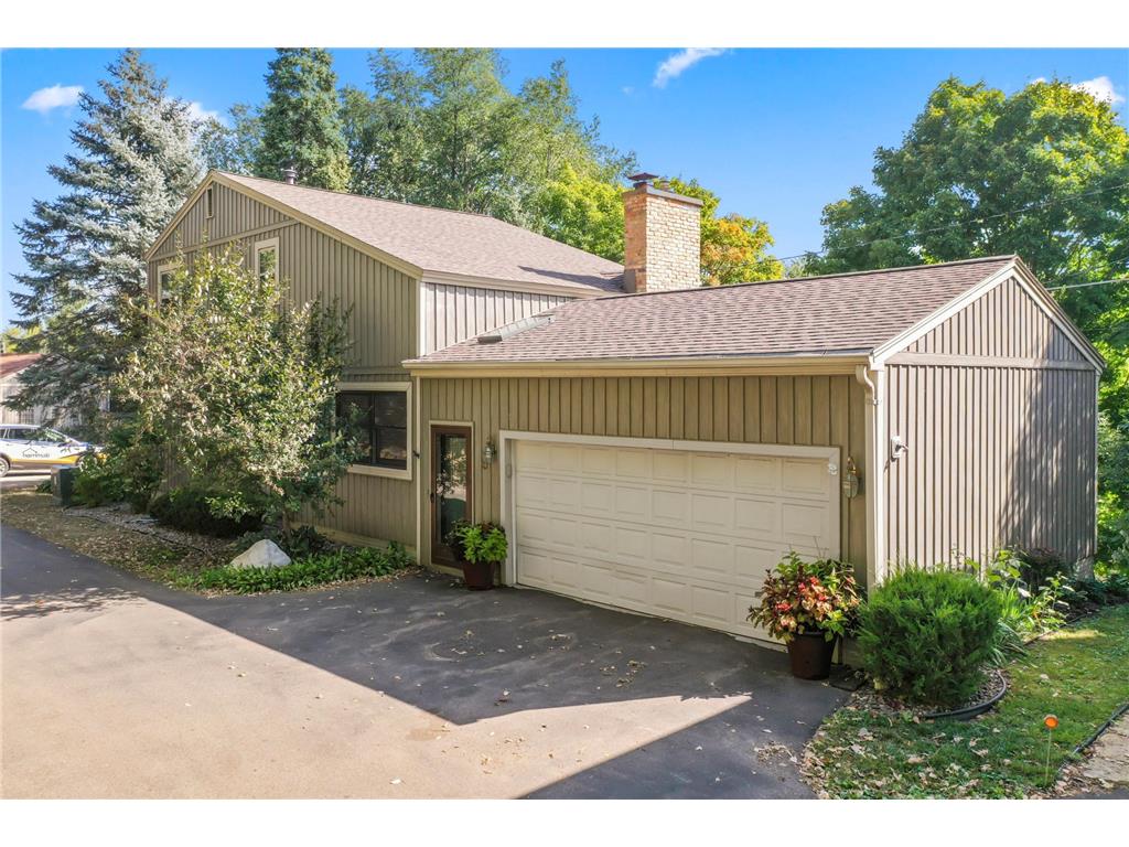 215 Elton Hills Drive NW 9, Rochester, MN, 55901 MLS 6434586