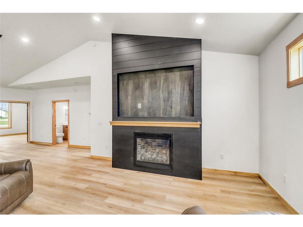215 Emma Court Mapleton ND 58059 7102655 image15