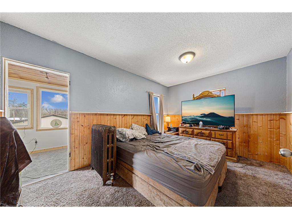 215 Front Street E Redwood Falls MN 56283 7005014 image14