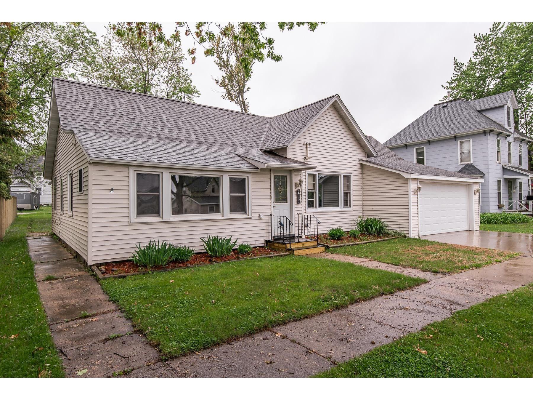 215 Irvin Street, West Concord, MN 55985 MLS 5757432 Edina Realty