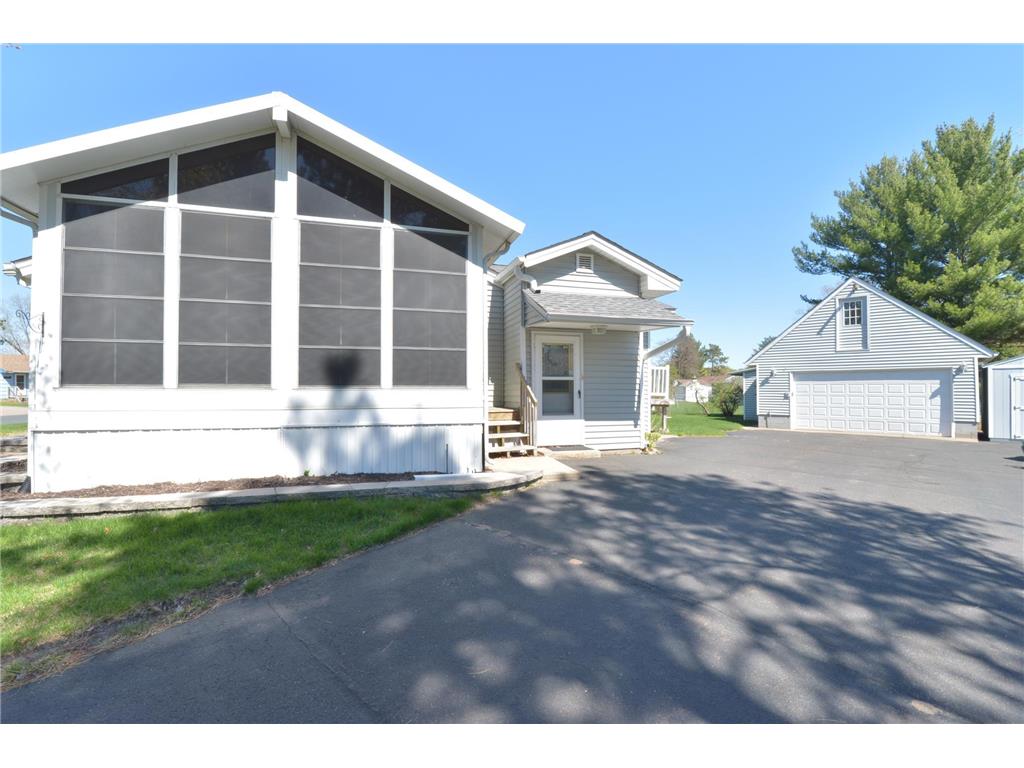 215 Keith Road Circle Pines MN 55014 7039261 image1