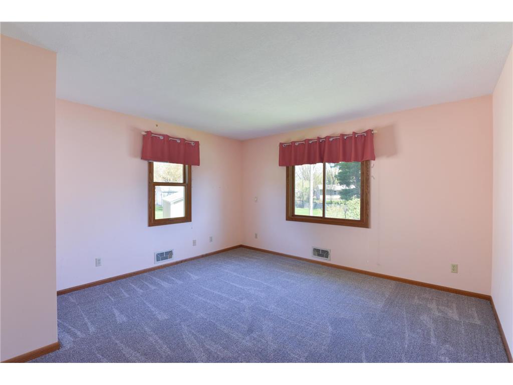 215 Keith Road Circle Pines MN 55014 7039261 image16
