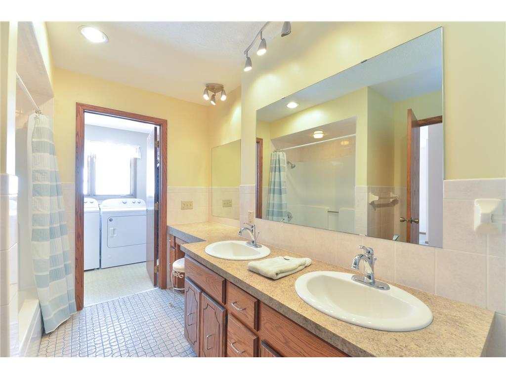 215 Keith Road Circle Pines MN 55014 7039261 image19