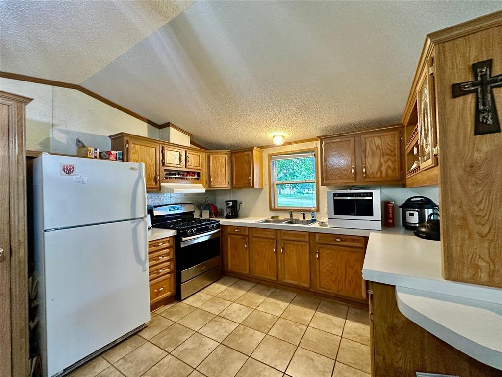 215 Lake Street E Isle MN 56342 7061469 image5