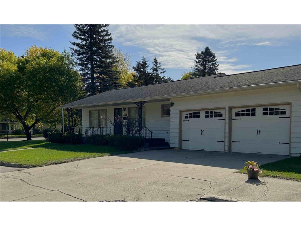 215 Main Avenue N Park Rapids MN 56470 6443112 image1